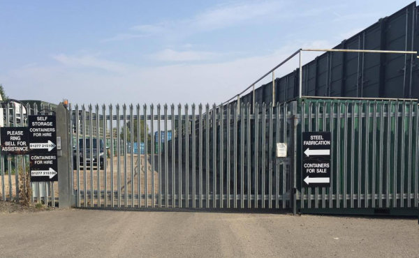 Self Storage Yard Essex M25 A127